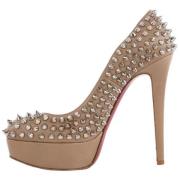 Pre-owned Pumps Christian Louboutin Pre-owned , Beige , Dames