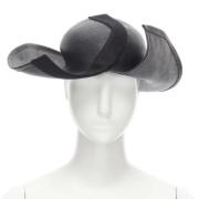 Pre-owned Raffia hats Yohji Yamamoto Pre-owned , Black , Dames