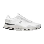 Cloudnova Form Sneakers in Wit|Eclipse On Running , White , Heren