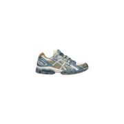 Moderne interpretatie van klieke schoen Asics , Blue , Heren