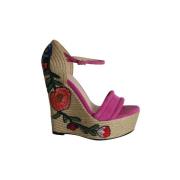Pre-owned Suede heels Gucci Vintage , Pink , Dames