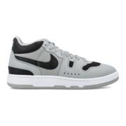 Moderne stijlvolle sneakers voor mannen Nike , Gray , Heren