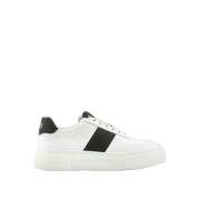 Elegante Damessneakers met Zwarte Accenten Armani Exchange , White , D...