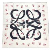 Pre-owned Silk scarves Loewe Pre-owned , White , Dames