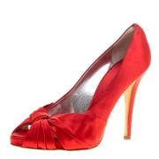 Pre-owned Satin heels Giuseppe Zanotti Pre-owned , Red , Dames