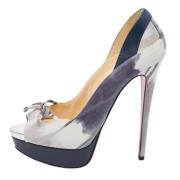 Pre-owned Leather heels Christian Louboutin Pre-owned , Gray , Dames