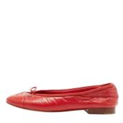 Pre-owned Leather flats Chanel Vintage , Red , Dames