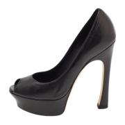 Pre-owned Leather heels Yves Saint Laurent Vintage , Black , Dames