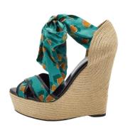 Pre-owned Fabric sandals Gucci Vintage , Green , Dames