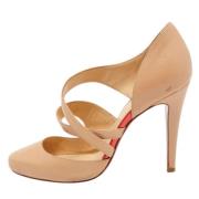 Pre-owned Leather heels Christian Louboutin Pre-owned , Beige , Dames