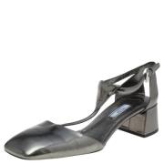 Pre-owned Leather sandals Prada Vintage , Gray , Dames