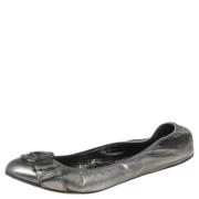 Pre-owned Leather flats Burberry Vintage , Gray , Dames