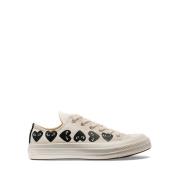 Witte Chuck Taylor Lage Sneakers met Multi Heart Design Comme des Garç...