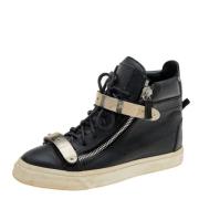 Pre-owned Leather sneakers Giuseppe Zanotti Pre-owned , Black , Dames