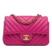 Pre-owned Leather crossbody-bags Chanel Vintage , Pink , Dames