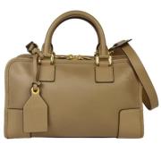 Pre-owned Leather handbags Loewe Pre-owned , Beige , Dames