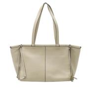 Pre-owned Leather totes Loewe Pre-owned , Beige , Dames