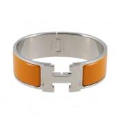 Pre-owned Metal bracelets Hermès Vintage , Yellow , Dames