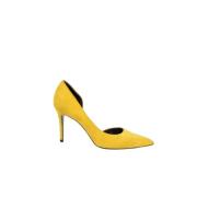 Pre-owned Suede heels Celine Vintage , Yellow , Dames