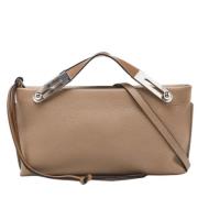 Pre-owned Leather clutches Loewe Pre-owned , Beige , Dames