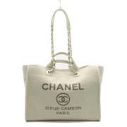 Pre-owned Canvas totes Chanel Vintage , White , Dames