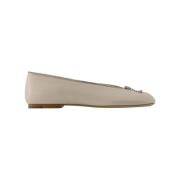 Pre-owned Leather flats Burberry Vintage , White , Dames