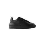 Pre-owned Leather sneakers Burberry Vintage , Black , Dames