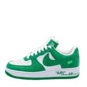 Pre-owned Leather sneakers Louis Vuitton Vintage , Green , Heren