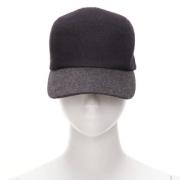 Pre-owned Wool hats Hermès Vintage , Gray , Dames