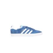 Gazelle Sneakers met Geperforeerd Bovenwerk Adidas , Blue , Heren