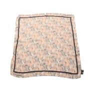 Pre-owned Silk scarves Chanel Vintage , Beige , Dames