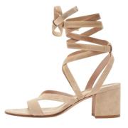 Pre-owned Suede sandals Gianvito Rossi Pre-owned , Beige , Dames