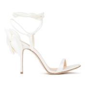 Witte Pumps met Stoffen Bloemversiering Magda Butrym , White , Dames