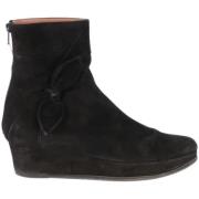 Pre-owned Suede boots Alaïa Pre-owned , Black , Dames