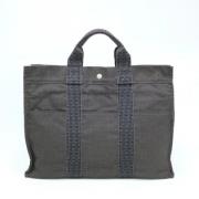 Pre-owned Canvas totes Hermès Vintage , Gray , Dames