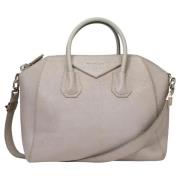 Pre-owned Leather handbags Givenchy Pre-owned , Gray , Dames