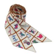 Pre-owned Silk scarves Hermès Vintage , Multicolor , Dames