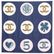 Pre-owned Silk scarves Chanel Vintage , Multicolor , Dames