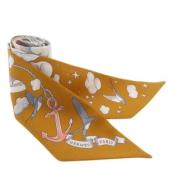 Pre-owned Silk scarves Hermès Vintage , Multicolor , Dames