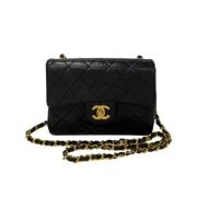 Pre-owned Leather shoulder-bags Chanel Vintage , Black , Dames