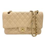 Pre-owned Leather shoulder-bags Chanel Vintage , Beige , Dames