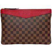 Pre-owned Fabric clutches Louis Vuitton Vintage , Brown , Dames