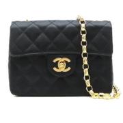 Pre-owned Satin shoulder-bags Chanel Vintage , Black , Dames