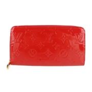 Pre-owned Fabric wallets Louis Vuitton Vintage , Red , Dames