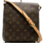 Pre-owned Canvas shoulder-bags Louis Vuitton Vintage , Brown , Dames