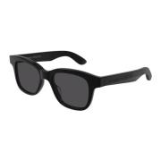 Zwart/Grijs Zonnebril Am0382S Alexander McQueen , Black , Heren