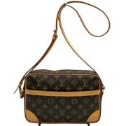 Pre-owned Canvas shoulder-bags Louis Vuitton Vintage , Brown , Dames