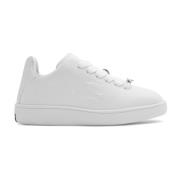 Witte Leren Sneakers Ronde Neus Vetersluiting Burberry , White , Dames