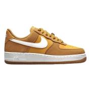 University Gold First Use Limited Edition Sneakers Nike , Yellow , Dam...