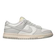 Vintage Dunk Low Sail Light Bone Sneakers Nike , Multicolor , Heren